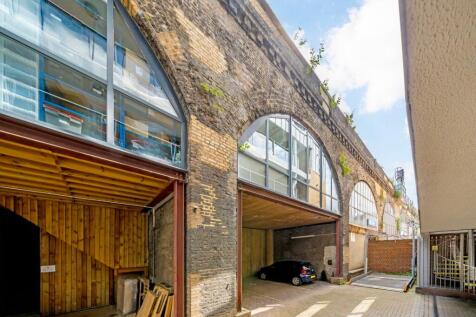Arch 42 external (Copy).jpg