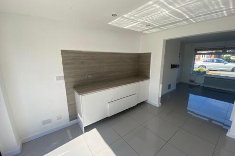 Overton Way, Prenton photo 5