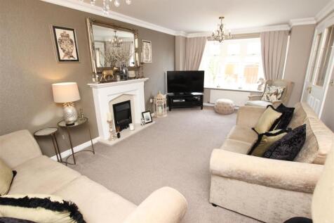 SEPARATE LOUNGE