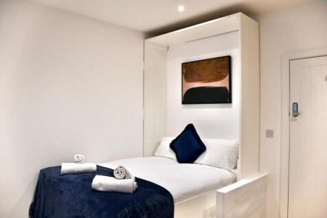 apt 211