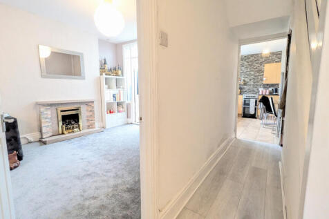 PXL_20250918_121209115.MP~2