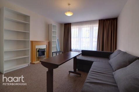 Tinus Avenue, PETERBOROUGH photo 4