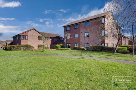 Poole, BH17 - property photo
