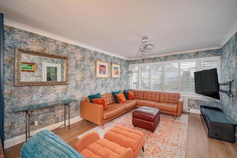 12 Strathbeg Place BF-12.JPG