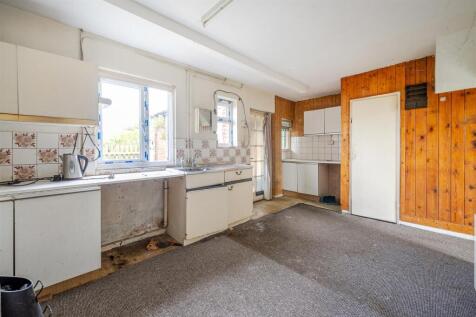 67 Main Road, Shutlanger