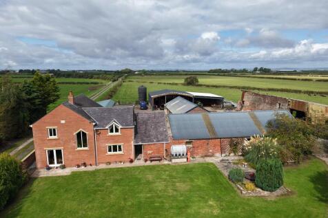 Four Bedroom Detached Farmhouse, Buildings and ap