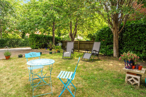 1325539-4-68762bb...