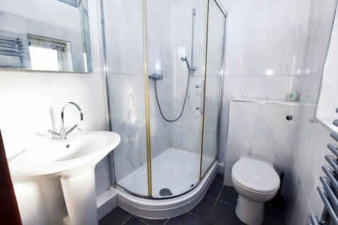 Principal En Suit...