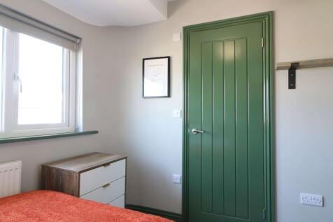 Crabtree Road photo 5
