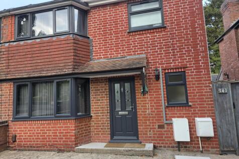5 bed room student property available Sep 2027