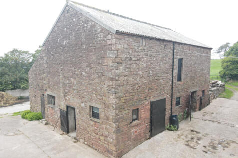 BANK BARN WITH DEVELOPMENT POTENTIAL At Kirklands