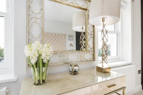 9AR Flat 7 Mirror shot (2).jpg
