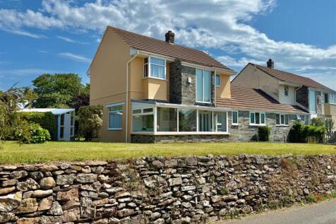 Plymouth, PL9 - property photo