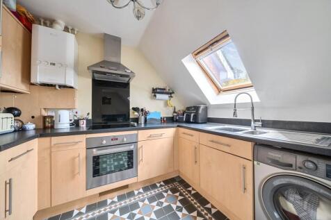 1374872-6-6908a03...