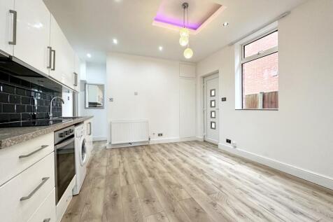 Lounge/Kitchen
