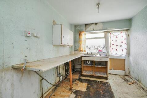 2 Salisbury Court, Querneby Road, Nottingham NG3 5JD