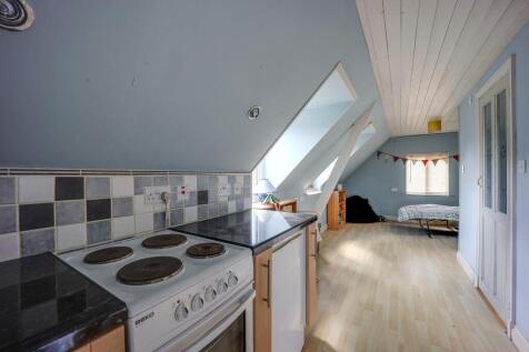 Studio Open Plan Kitchen/Lounge/Bedroom