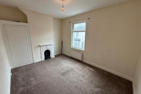 Athol Street, Middlesbrough, TS1 4NF photo 3