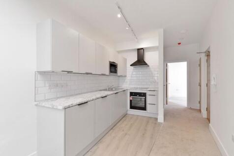 Cranleigh, GU6 - property photo