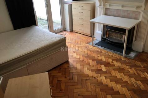 Senghenydd Road, Cathays, Cardiff, CF24 4AG photo 3