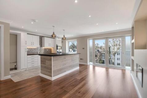 Kitchen/Reception