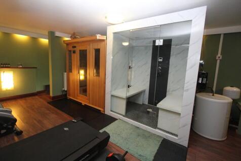Gym with Steam Room and Sauna