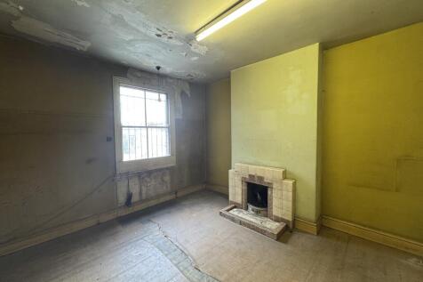 Retail Property (high street) for sale Image 8