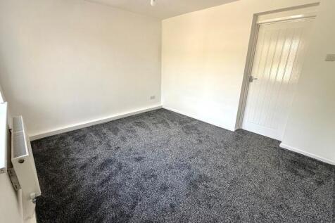 Flat 1, Olivet Road, Woodseats, S8 8QR photo 3