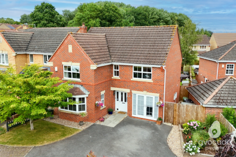 Click to visit Rightmove listing