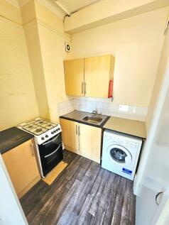 Dickenson Road, Longsight, M14 photo 3