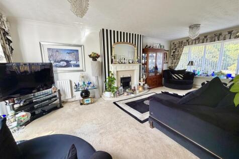 29 Kenton Drive-15a.jpg
