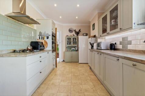 Brook Barn Way, 15-013.jpg