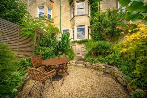 Rear Garden V.jpg