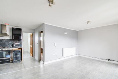 OPEN PLAN LIVING KITCHEN