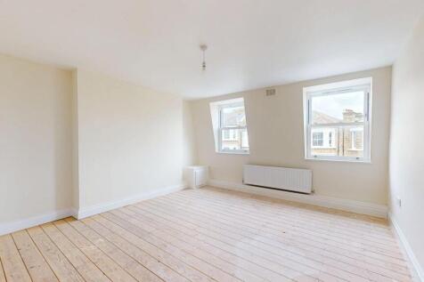 Flat C, 1 Wyndham Crescent, Tufnell Park, London, N19 5QJ