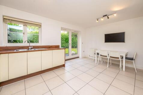 Teotta Drive, Tettenhall, Wolverhampton photo 3