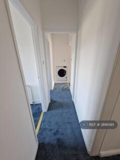 Corridor (Washer Dryer)