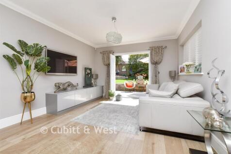 Kitchen / Dining / Family Room