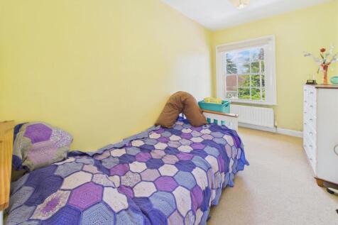 CAM03789G0-PR0073-ST