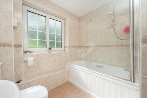 Plumtree Cottage-...