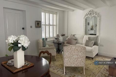 The Lounge/Dinning Area