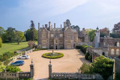 5 Hurn Court Front m