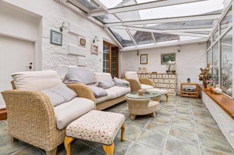 4 bed, 4 bath Detached in Glasgow - Photo 26