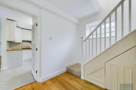 CAM03907G0-PR0038-ST