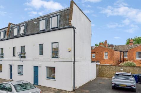 FOR SALE - Graham Road, W4