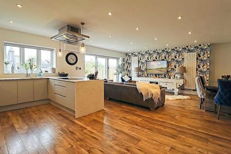 Living / Kitchen / Dining Room