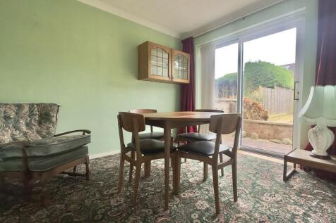 F60449E7-840D-406...