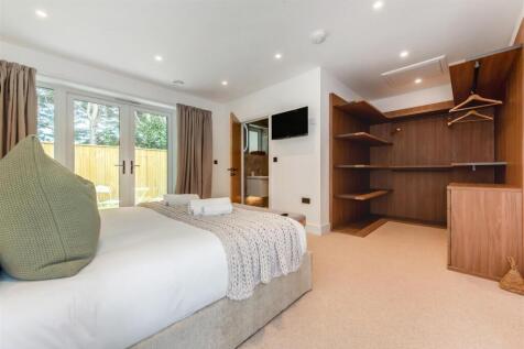 Example of Principal Bedroom