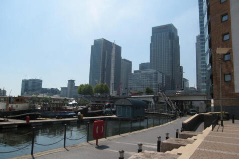 2-bed flat on , Canary Wharf, London, E14, £2,500/mo