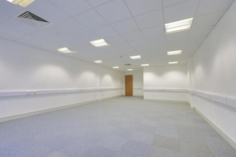 Serviced Office to rent Image 5